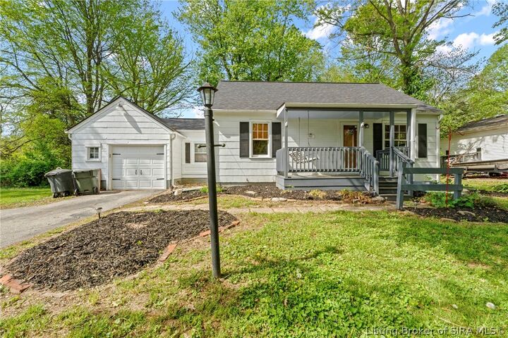 Property Photo:  907 Allison Lane  IN 47130 