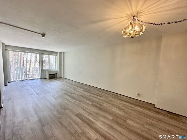 Property Photo:  100 York Street  CT 06511 