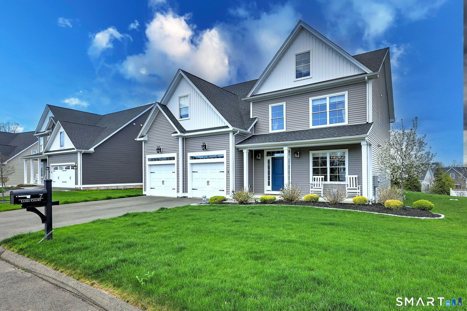 Property Photo:  7 Luisa Court  CT 06405 