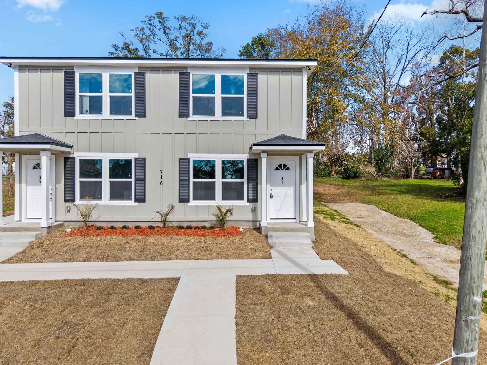 Property Photo: 716 Floral Street 101 & 102 FL 32301