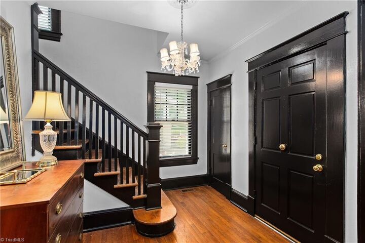 Property Photo:  601 Colonial Drive  NC 27262 