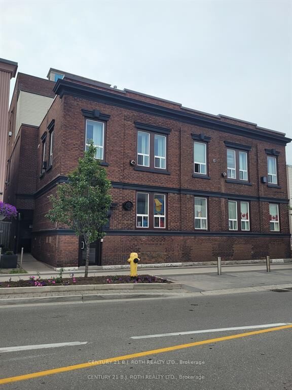 Photo de la propriété:  19 Dunlop Street W 205  ON L4N 1A1 