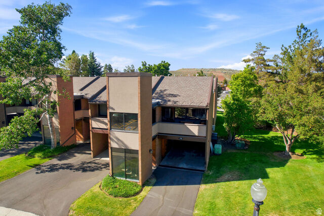 Property Photo: 1720 Captain Molly Dr UT 84060