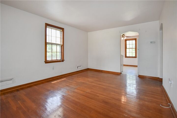 Property Photo:  99 Convent Ave 1  PA 15209 