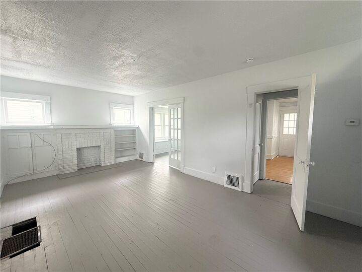 Property Photo:  726 Baldwin Ave  PA 16146 