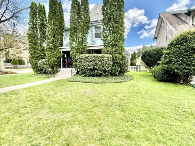 Property Photo:  20 Dartmouth Street  PA 16365 