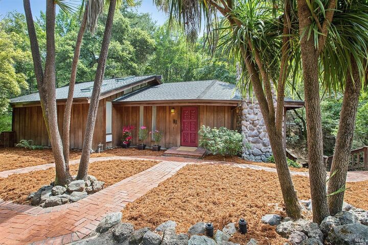 Property Photo:  81 Madrone Avenue  CA 94973 
