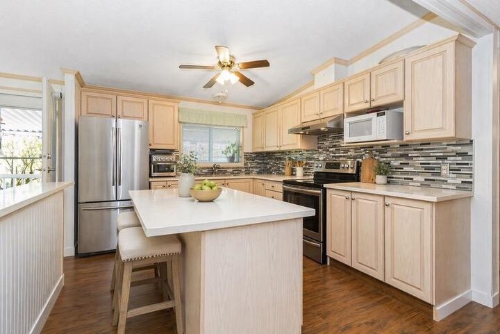 Property Photo: 2035 Martens Street 14 BC V2T 6M3