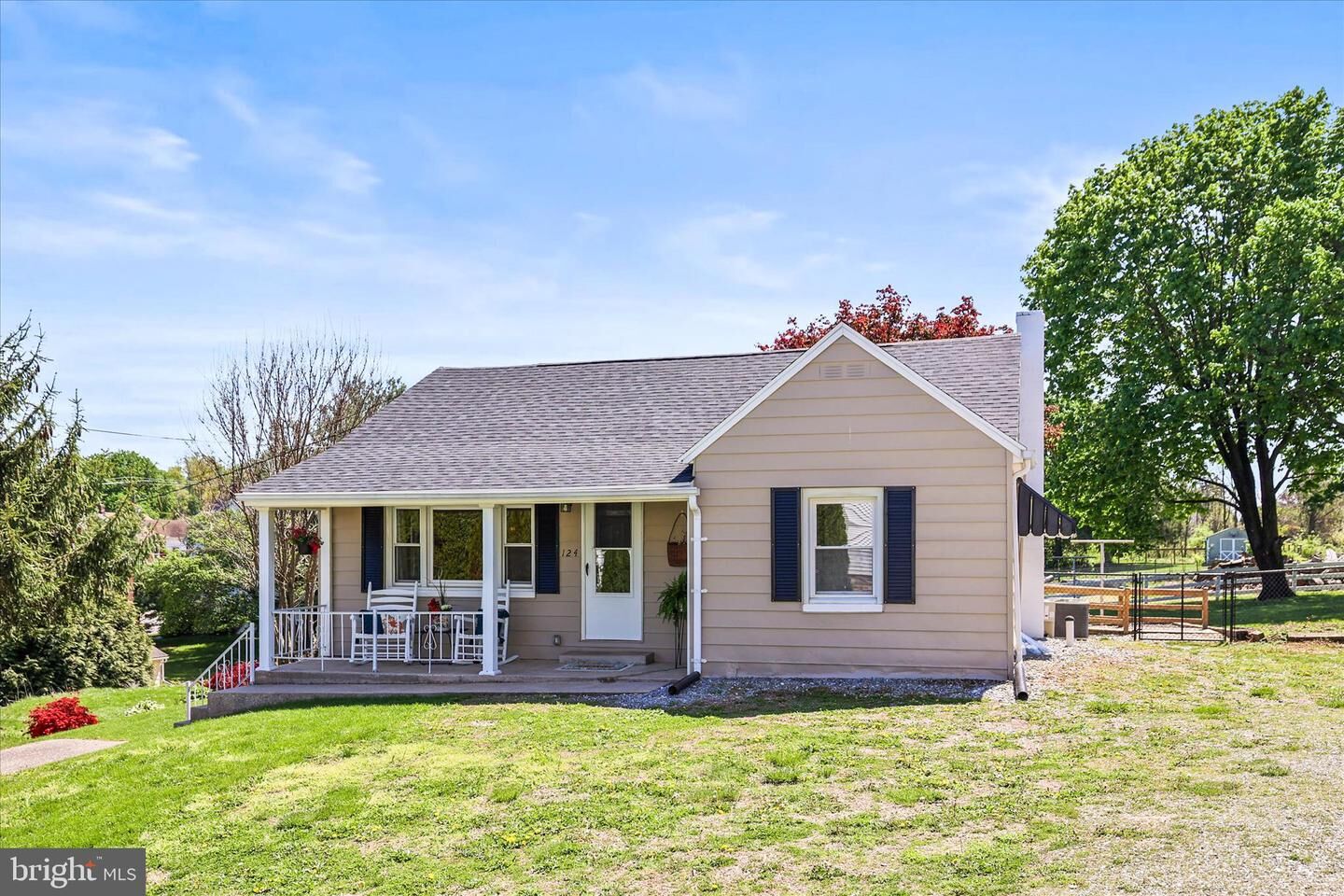 Property Photo:  124 S Main Street  PA 17360 