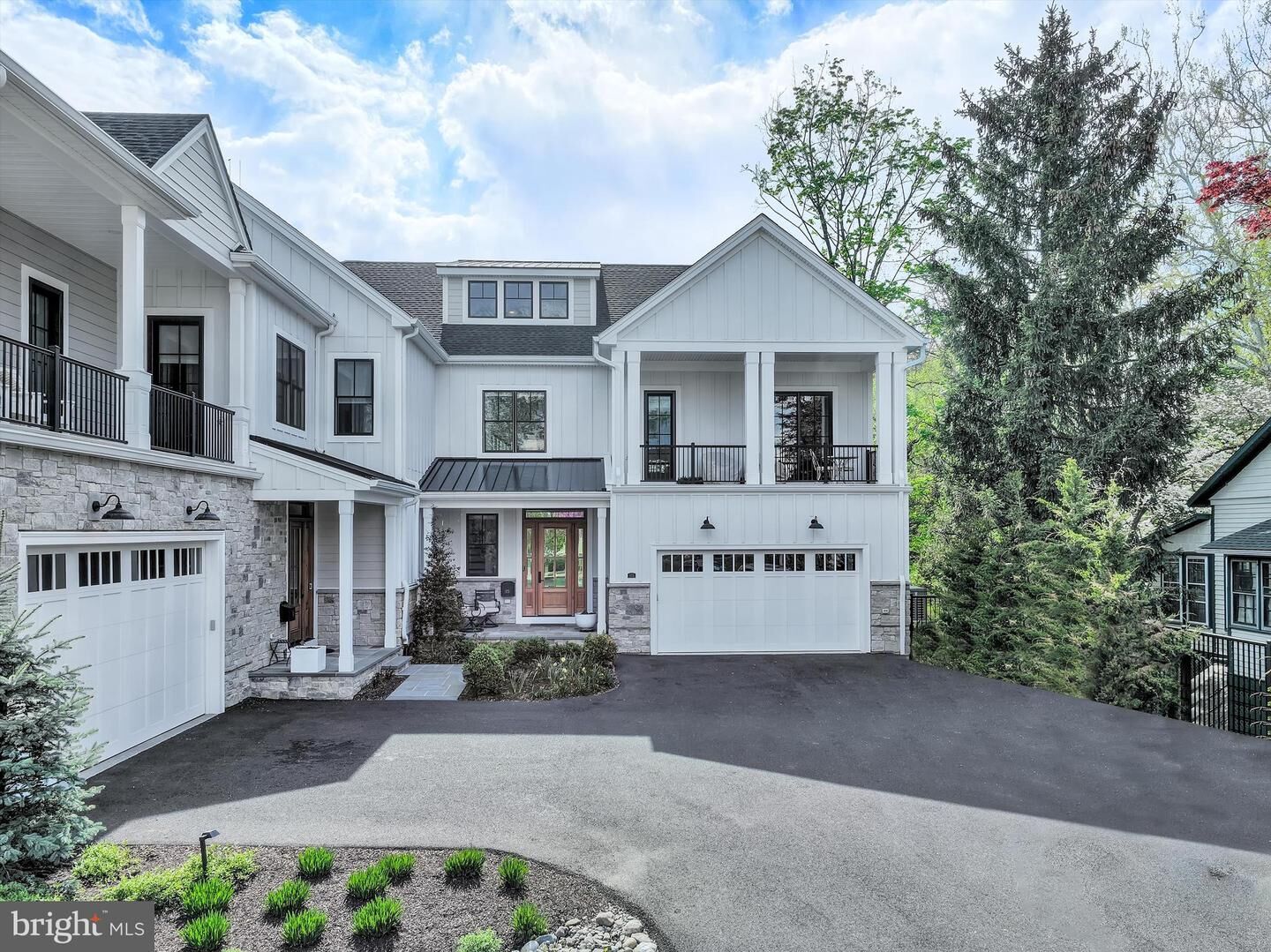 Property Photo:  175 N Main Street Unit 1  PA 18938 