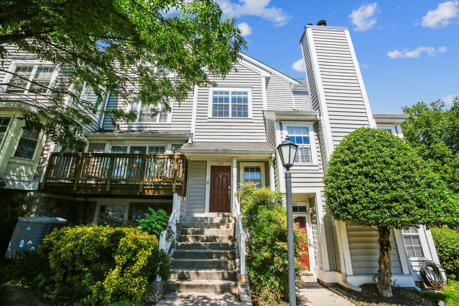 Property Photo:  403 Fortress Way 403  VA 22125 