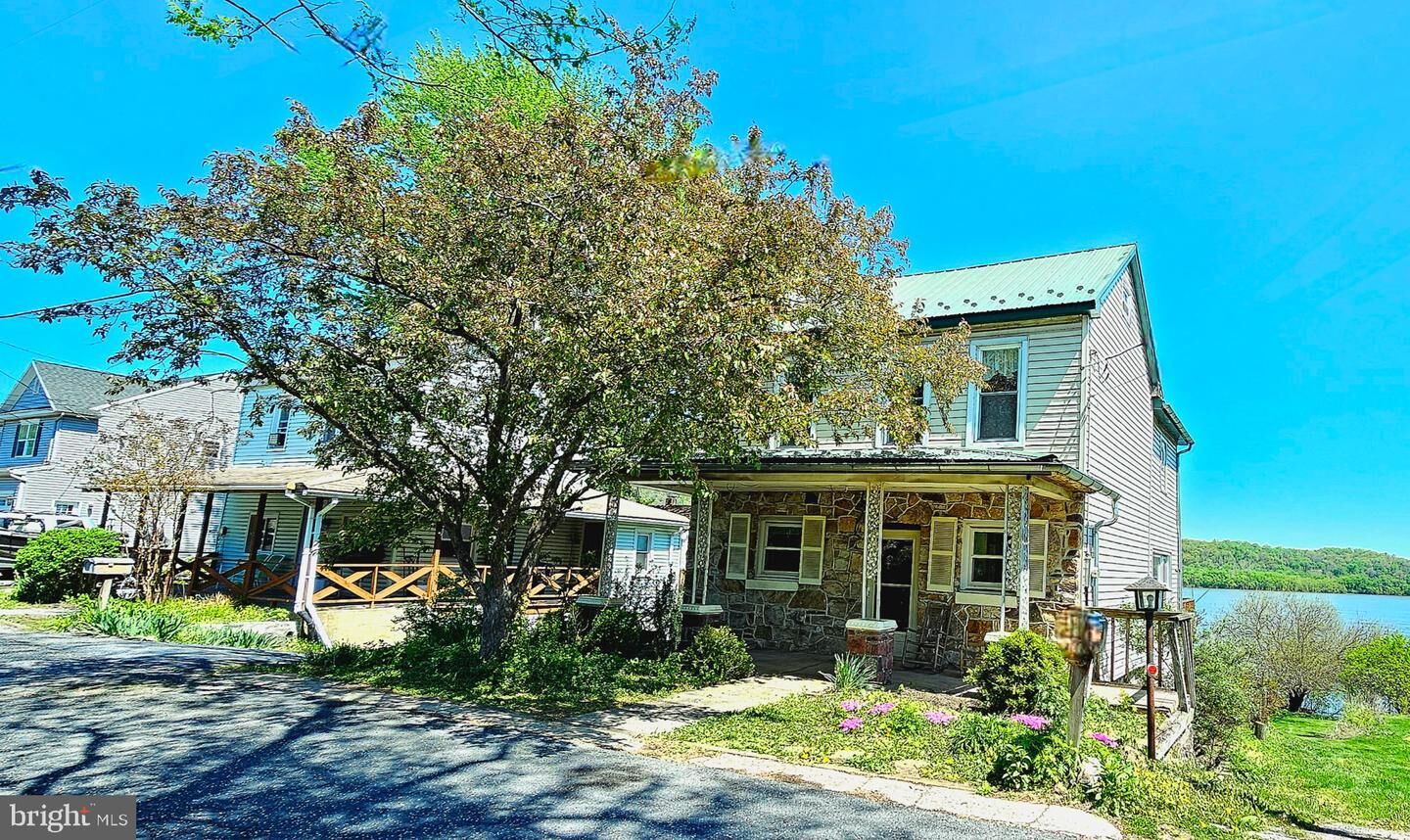 Property Photo: 127 Main Street PA 17053
