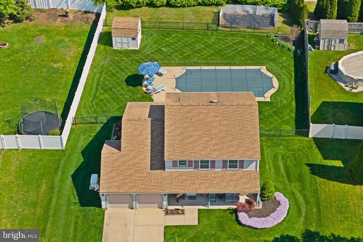 Property Photo:  18 Dewberry Drive  NJ 08060 