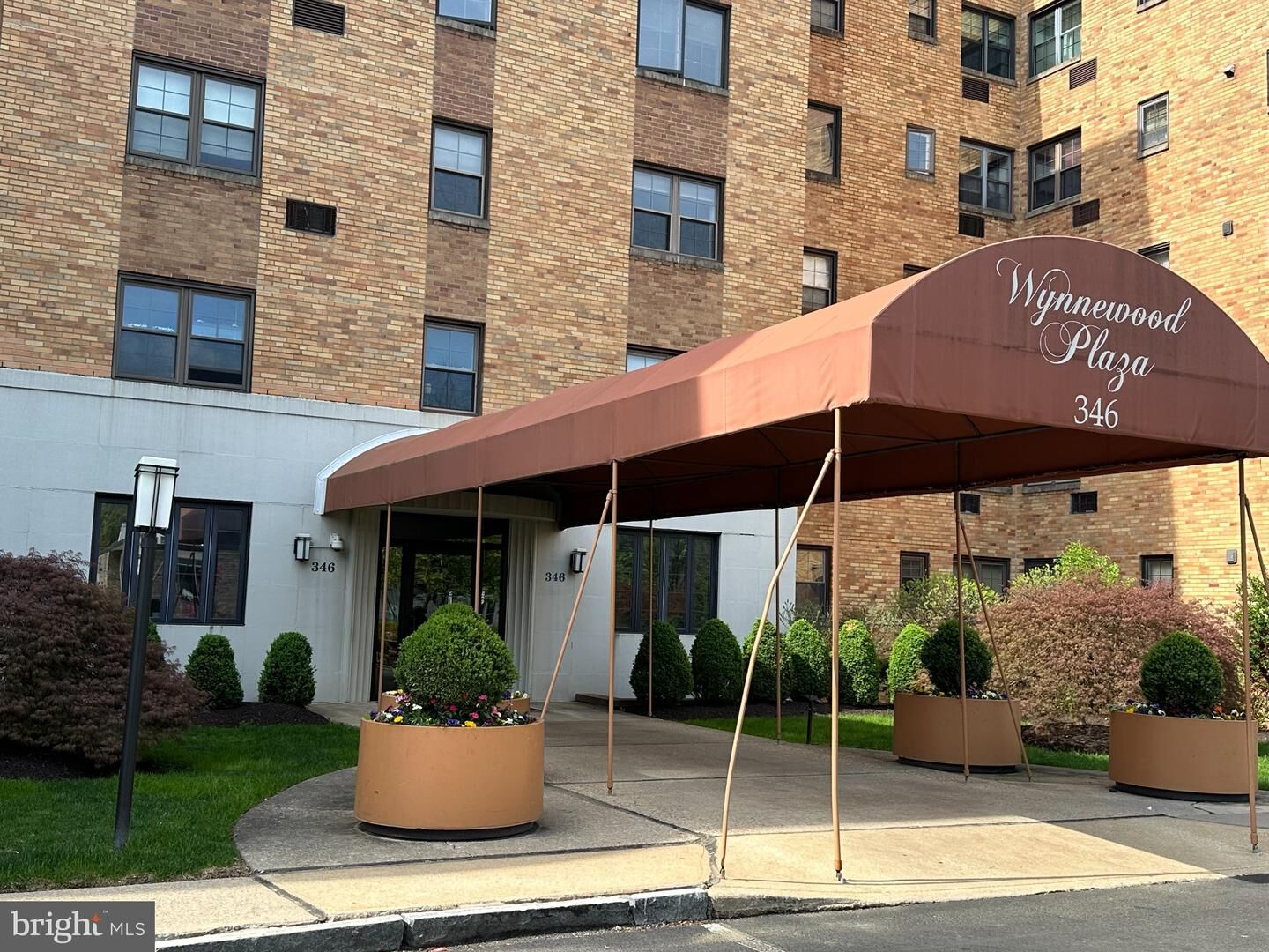 Property Photo: 346 E Lancaster Avenue 506 PA 19096