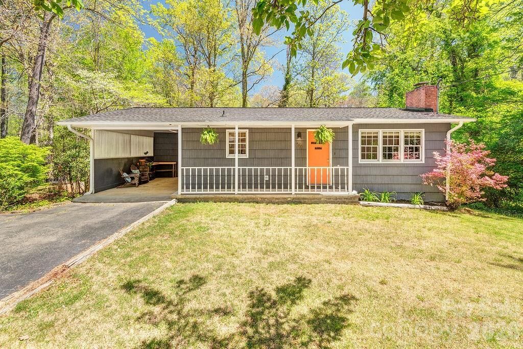 Property Photo:  24 Forest Lane  NC 28711 