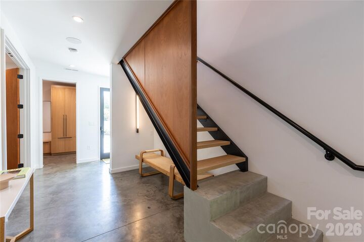 Property Photo:  812 Herrin Avenue  NC 28205 