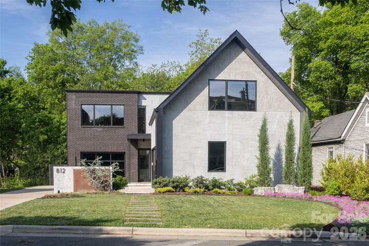 Property Photo:  812 Herrin Avenue  NC 28205 
