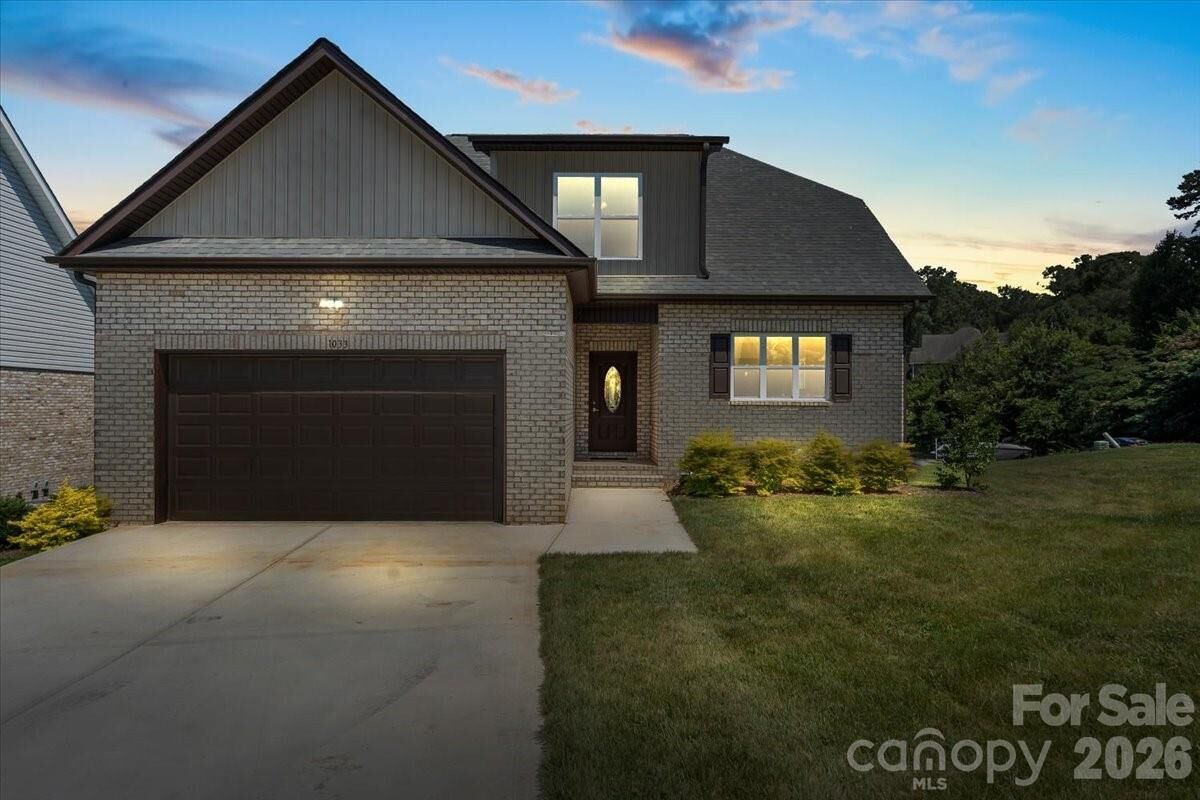 Property Photo:  1033 12th Avenue Drive NW  NC 28601 