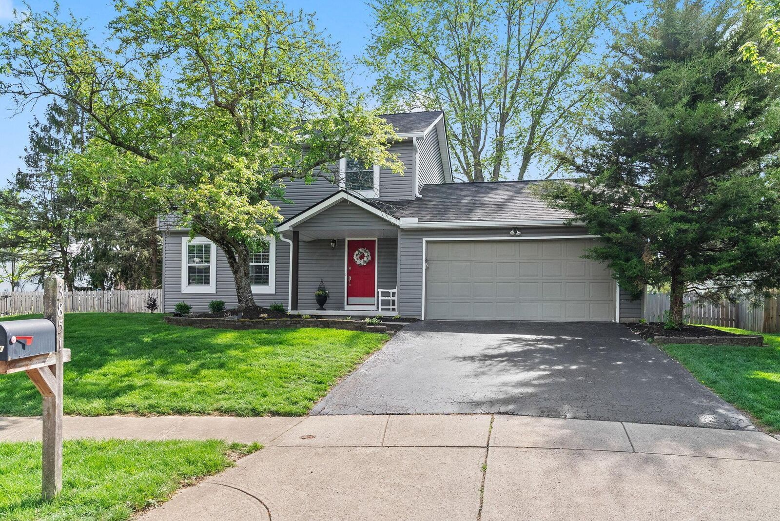 Property Photo:  3851 Saddlebrook Court  OH 43221 