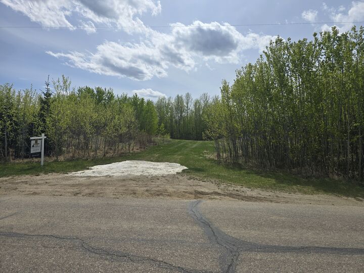 Lakeside Drive — photo 1
