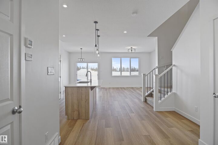 Property Photo: 1181 South Creek Wynd AB T7Z 2Z1