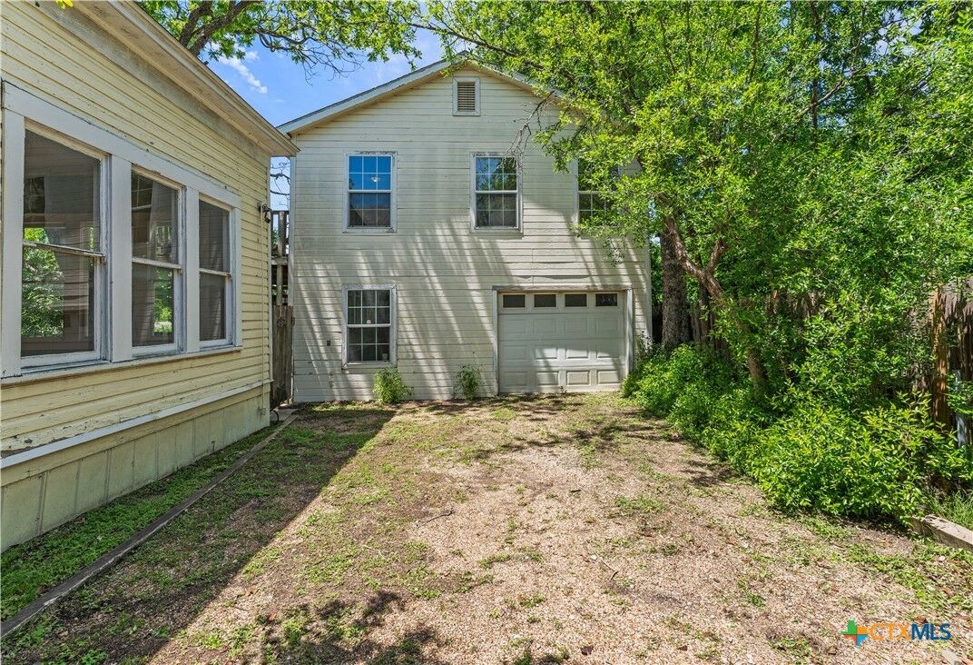 Property Photo:  1306 N 15th Street  TX 76501 