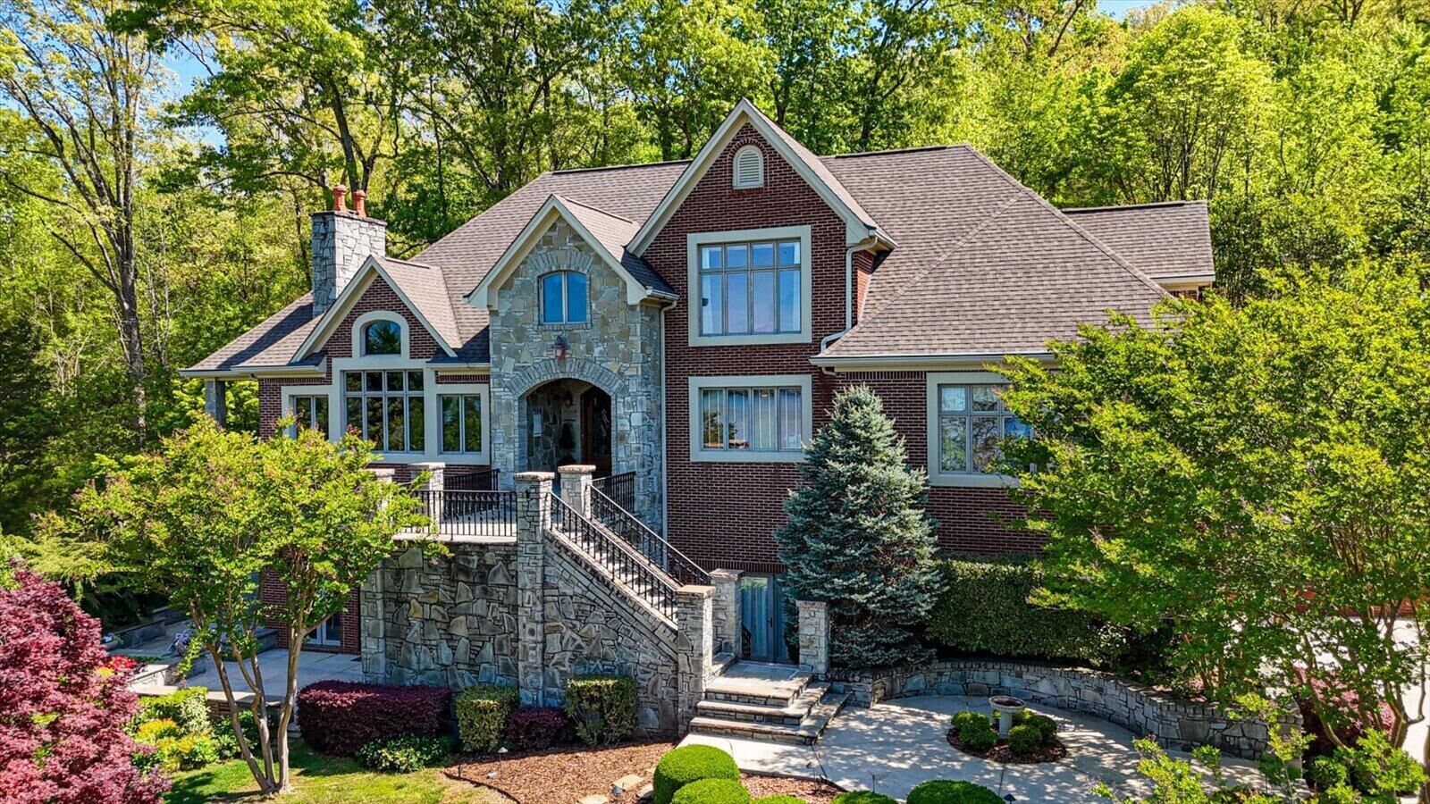 Property Photo:  195 Myers Avenue  TN 37340 