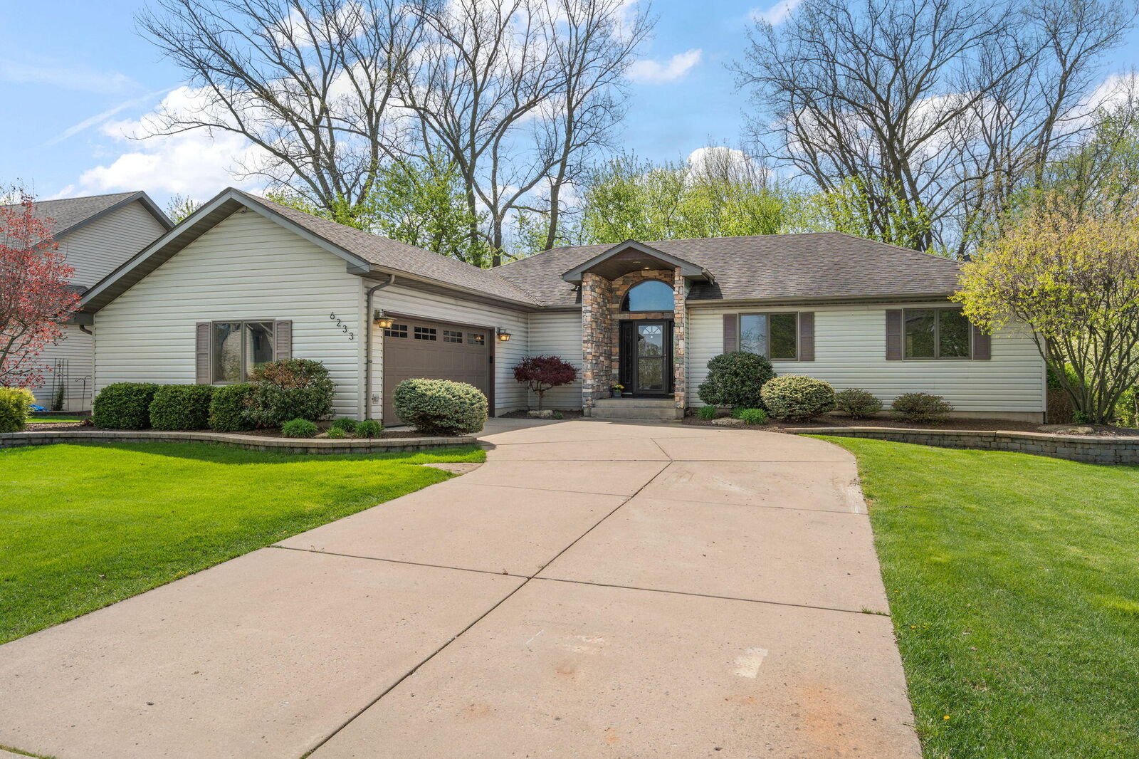 Property Photo: 6233 76th Avenue IN 46375
