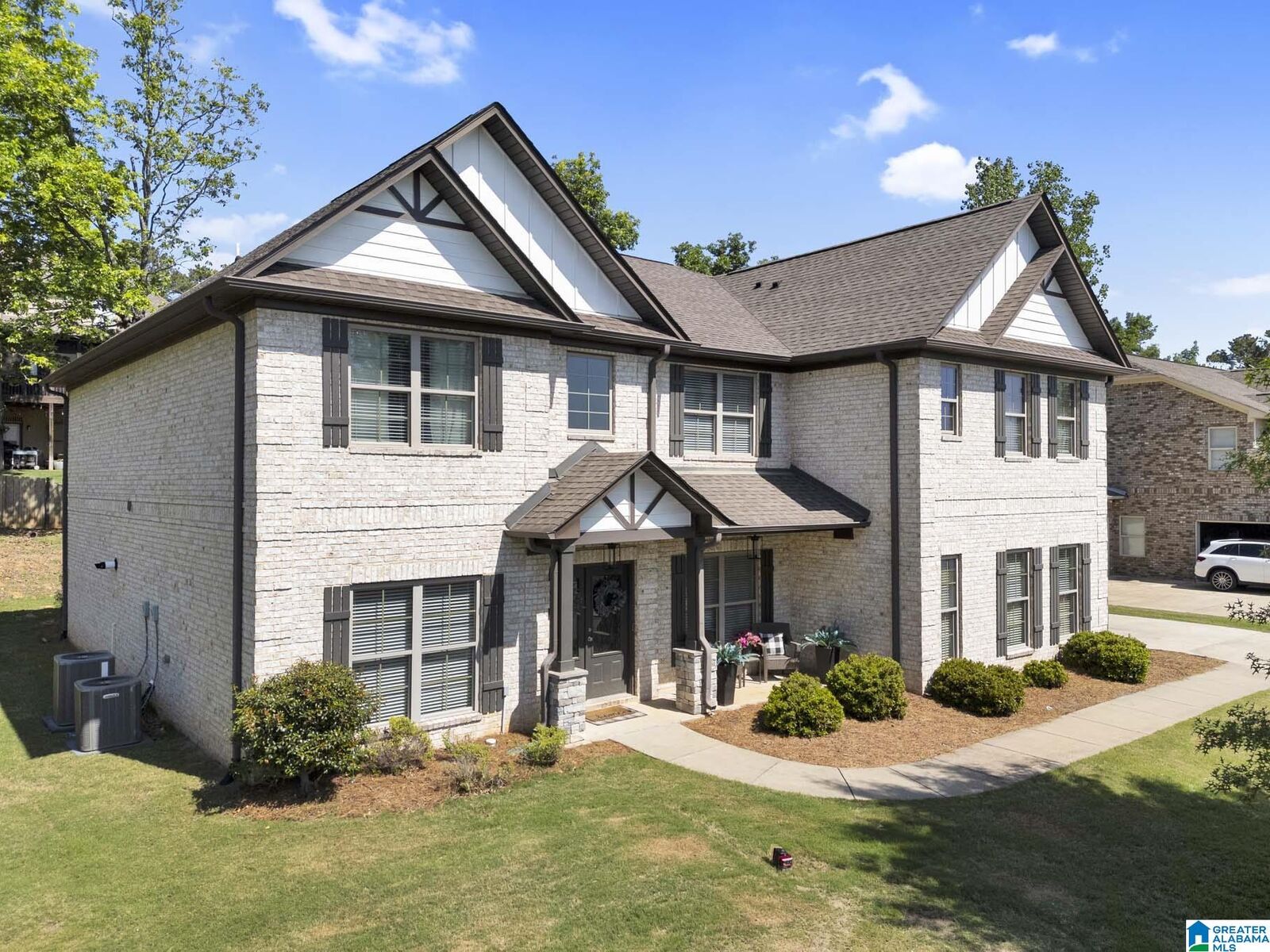 Property Photo: 6070 Enclave Place AL 35173