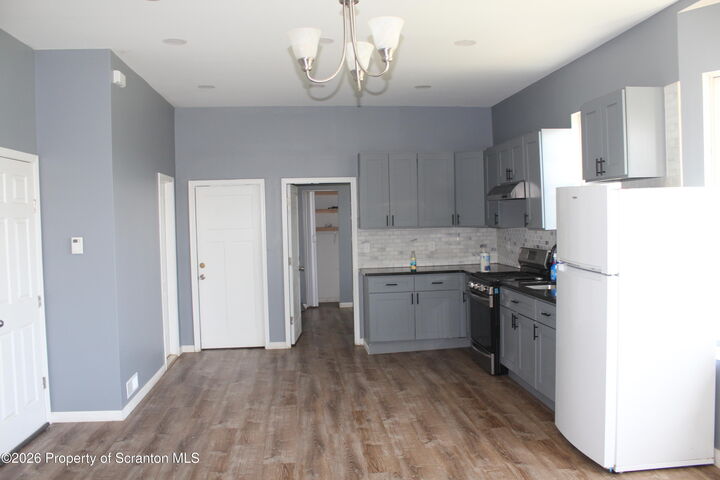 Property Photo:  1122 Luzerne Street A  PA 18504 