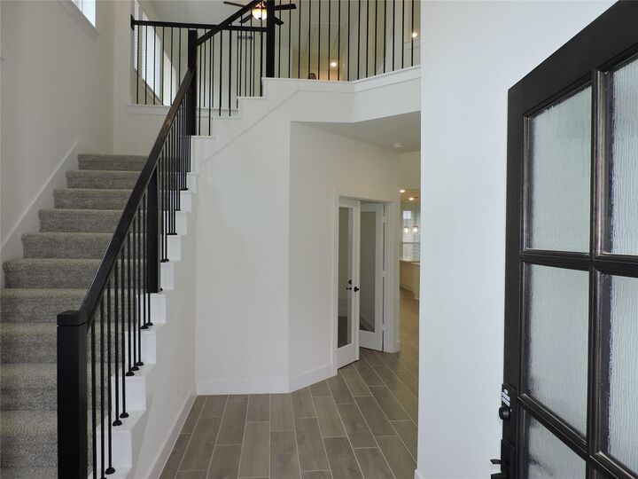 Property Photo:  12846 Meadow Wind Way  TX 77302 