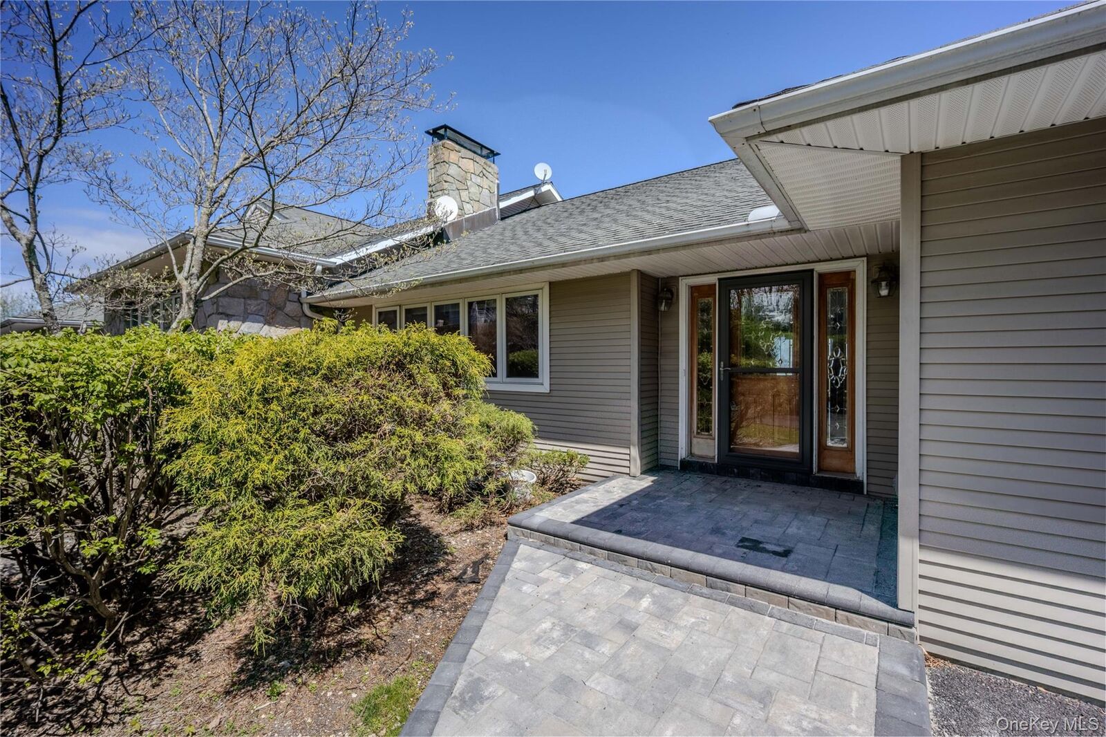 Property Photo:  19-21 Lamela Drive  NY 12542 