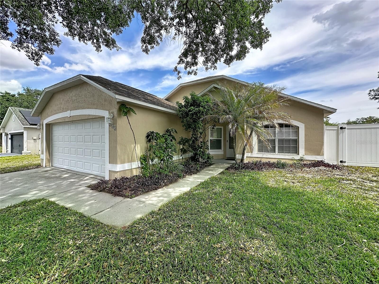 Property Photo:  231 Sunrise Road  FL 33837 