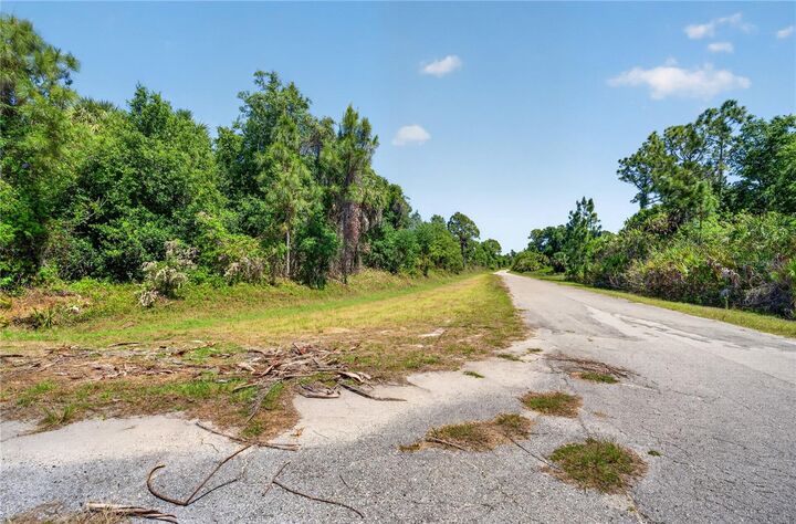 Property Photo:  Custer Circle  FL 34288 
