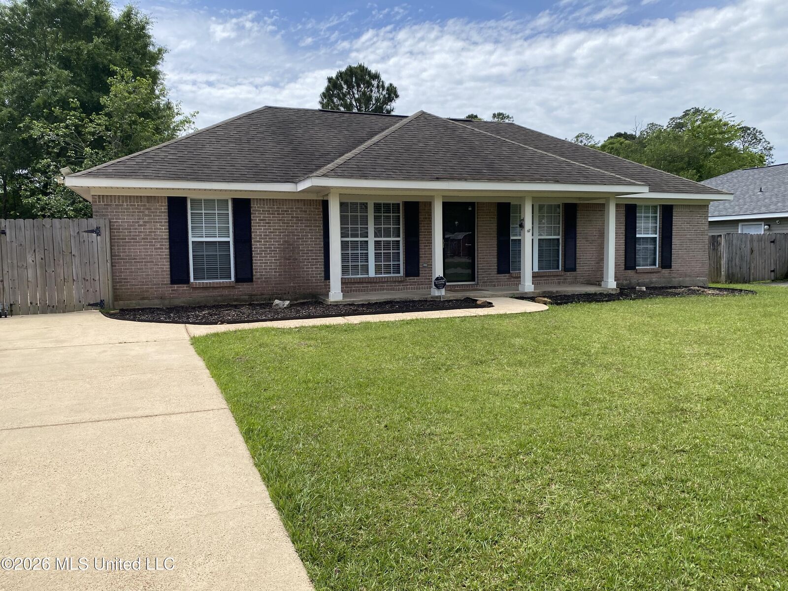 Property Photo:  1809 Woodville Lane  MS 39553 