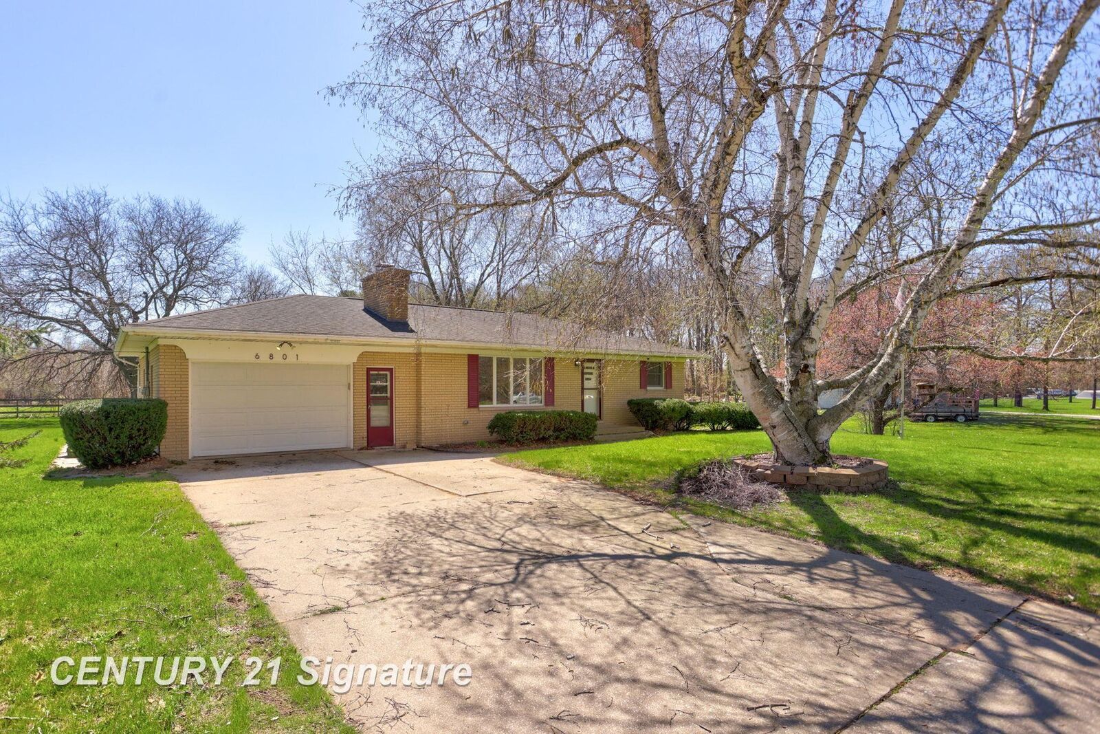 Property Photo:  6801 Trinklein Road  MI 48609 