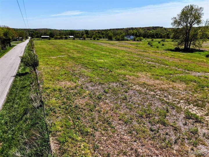 Property Photo: 418 County Road 418 MO 63401