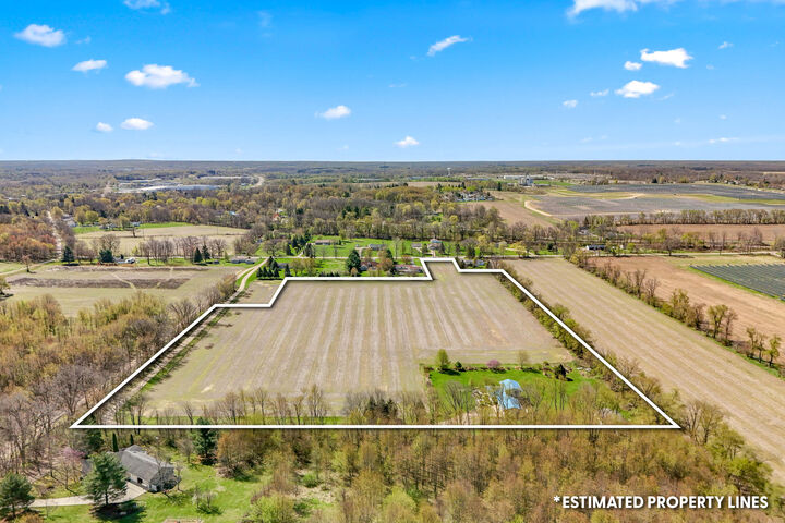 Property Photo:  320 Jonesville Road  MI 49250 
