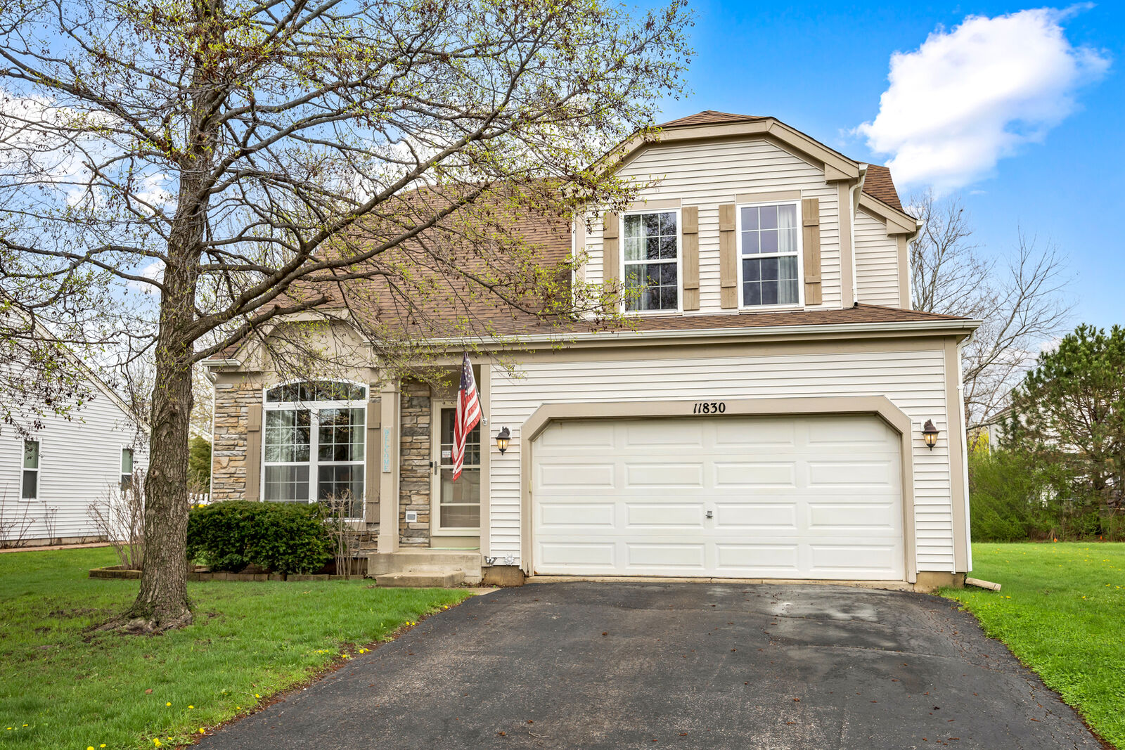 Property Photo:  11830 Blue Bayou Drive  IL 60142 