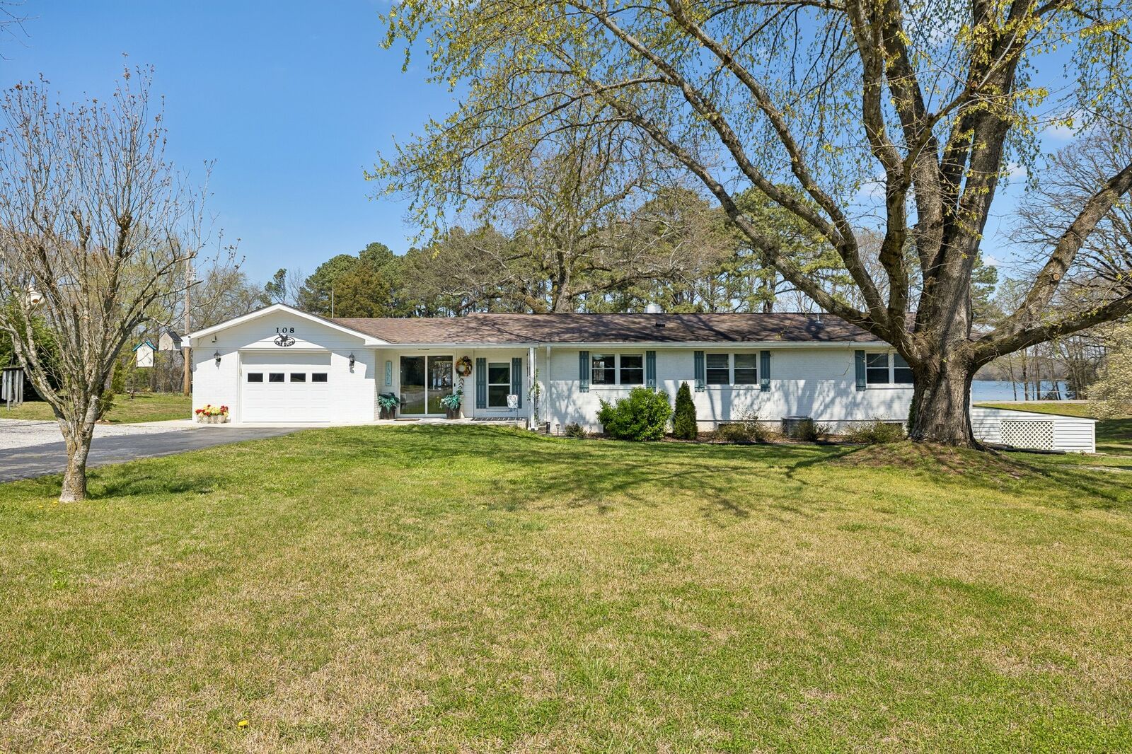 Property Photo:  108 Duck Dr  TN 37330 