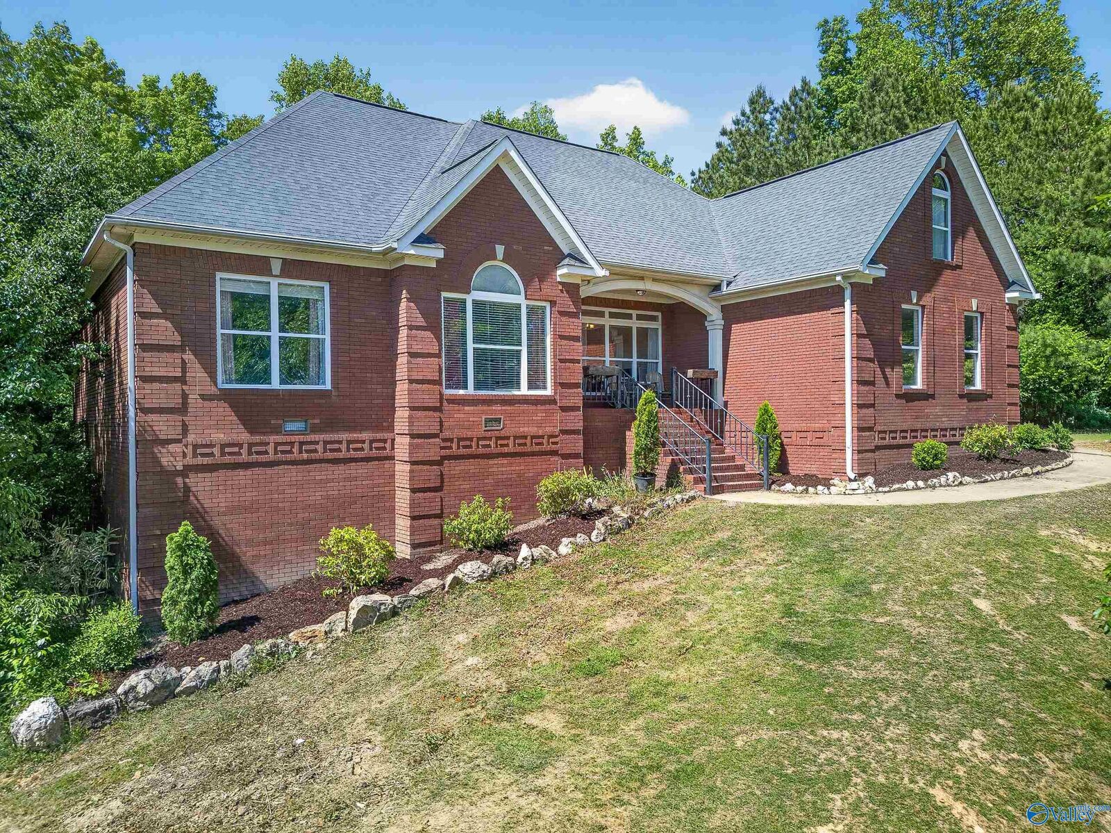 Property Photo:  6074 Chula Vista Road  AL 35907 