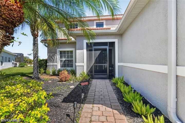 Property Photo:  2645 Fishtail Palm Court  FL 34120 