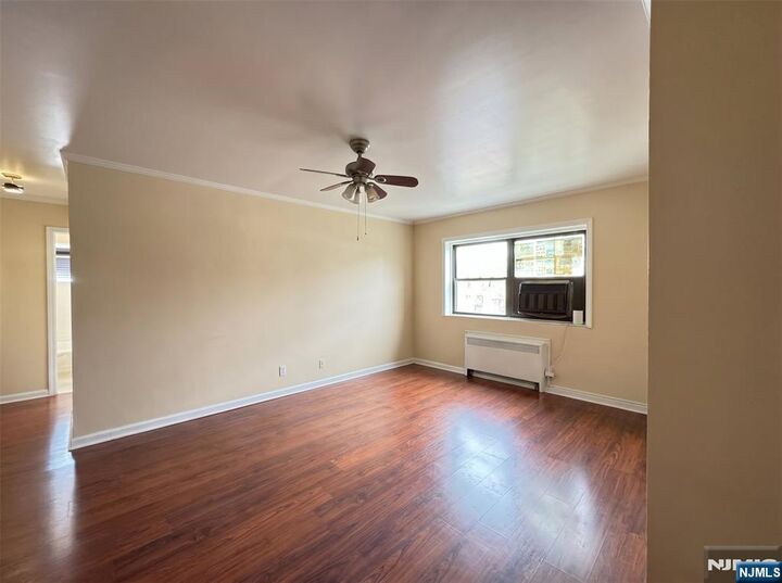 Property Photo:  420 Fairview Avenue 1F  NJ 07024 