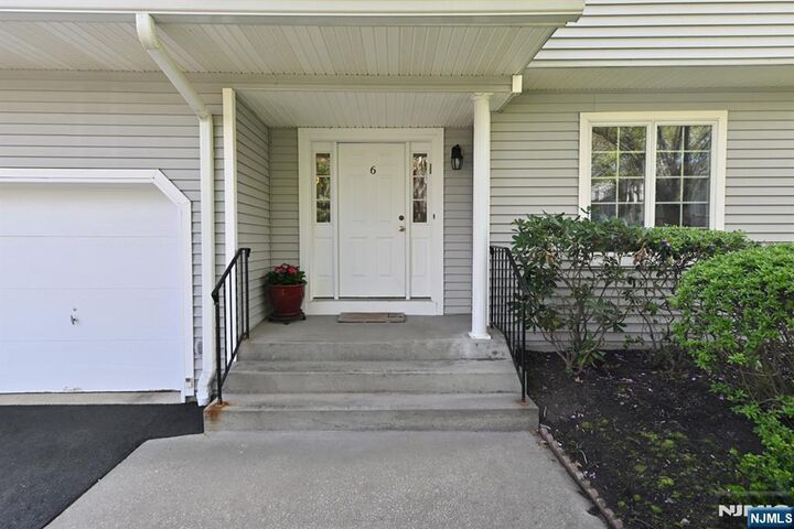 Property Photo:  6 Schill Place  NJ 07642 