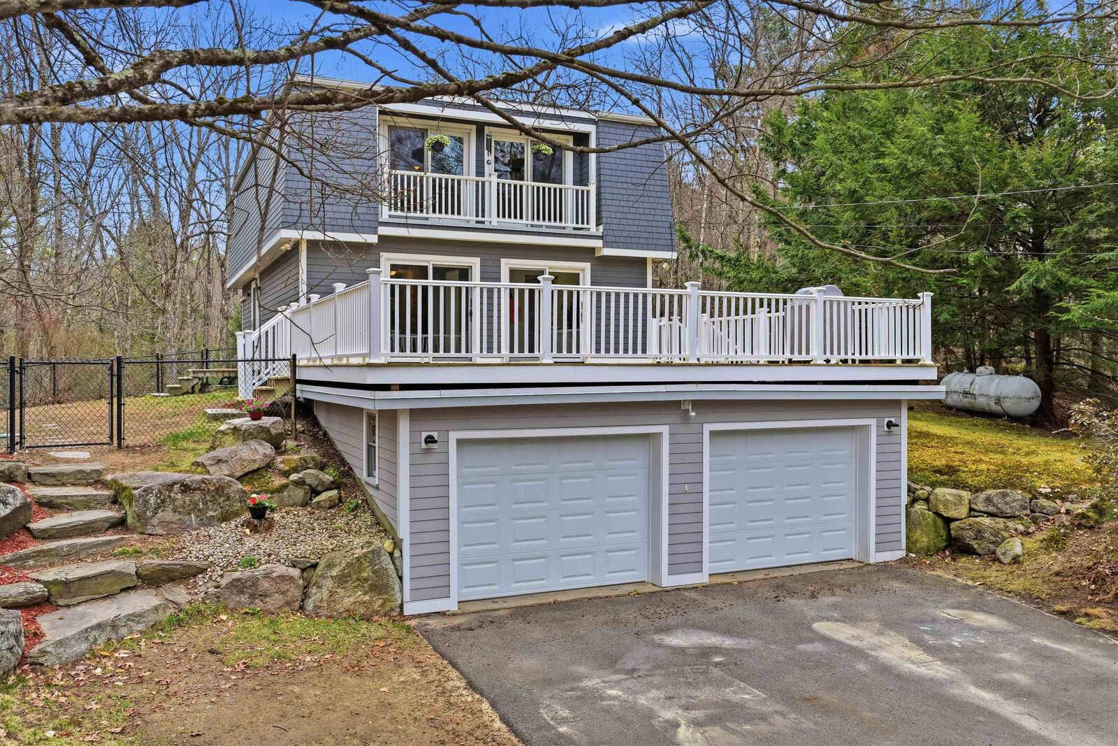 Property Photo:  32 Murray Hill Road  NH 03034 