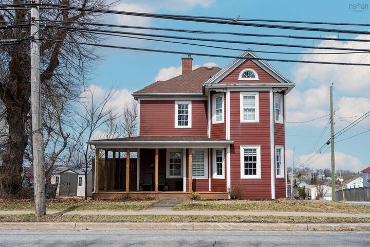 760 Main Street — photo 1
