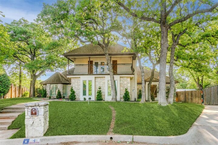 Property Photo:  4 Shields Court  TX 76262 