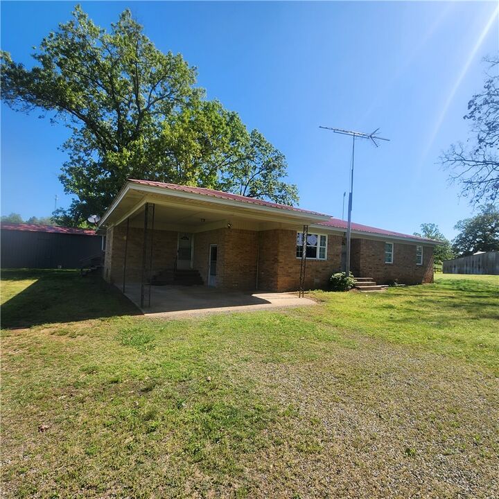 Property Photo:  933 Walnut Road  AR 72843 
