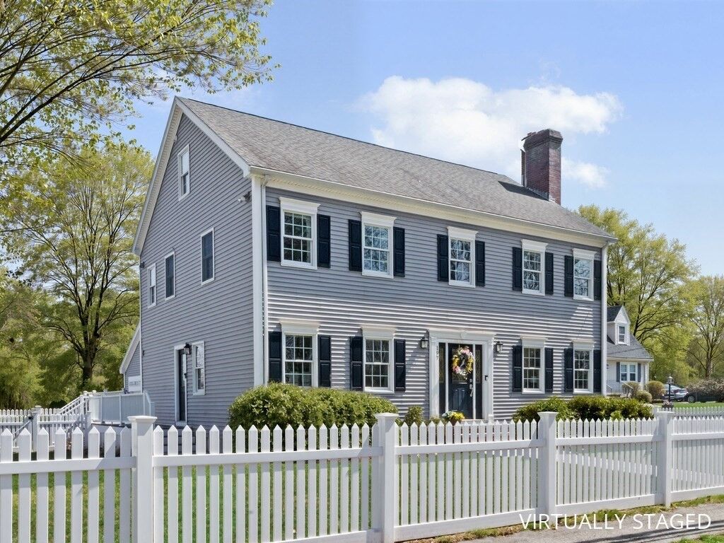 Property Photo:  197 Smith Street  MA 02451 