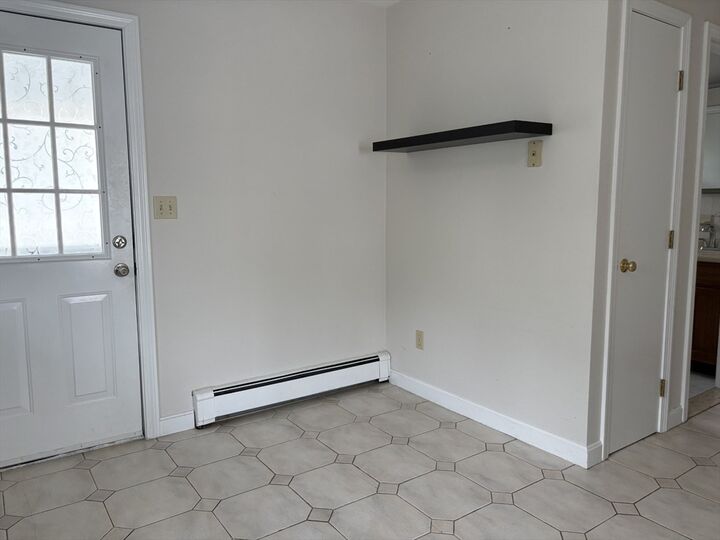 Property Photo:  12 Gardner Street R  MA 02458 
